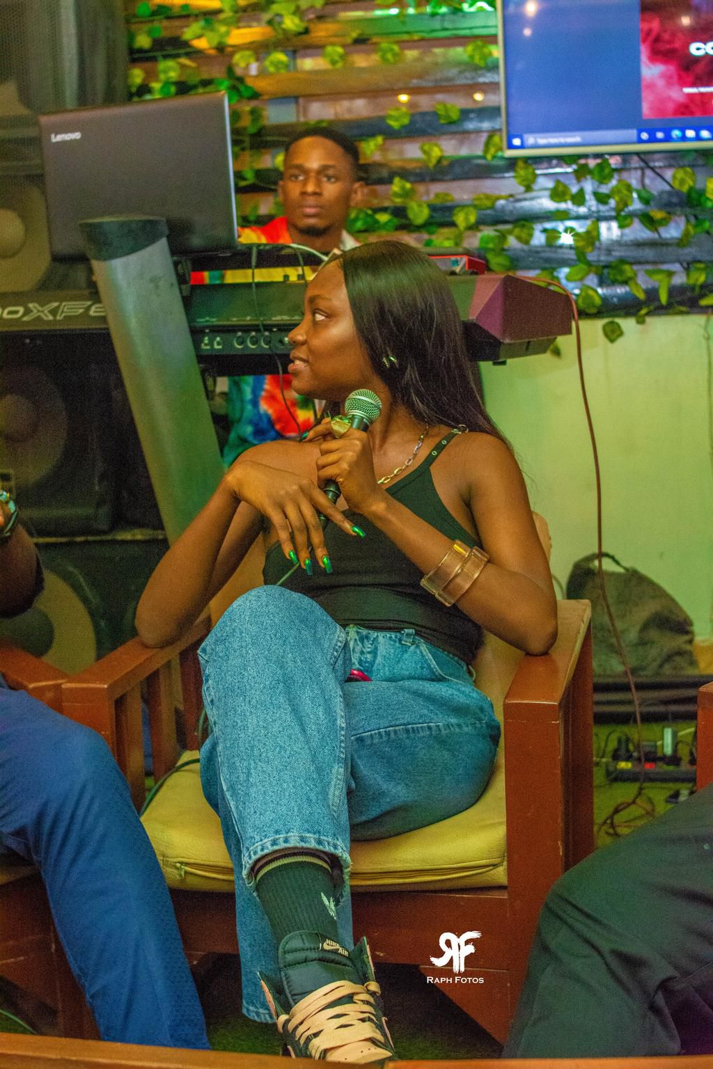 In true #TermsAndConditions fashion, the conversation covered trending pop culture topics and a review of all the headline moments and breakout starts in the music industry. (ATM)