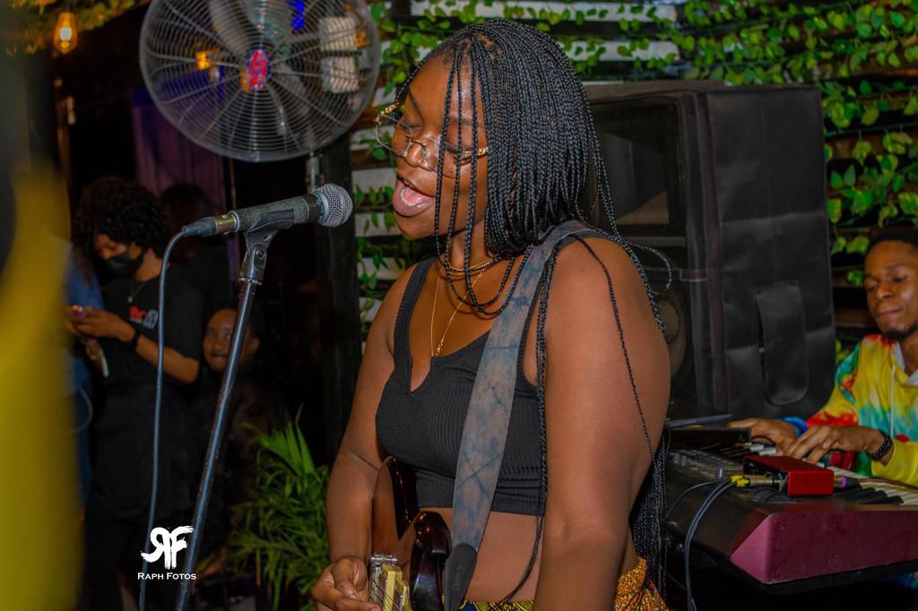 In true #TermsAndConditions fashion, the conversation covered trending pop culture topics and a review of all the headline moments and breakout starts in the music industry. (ATM)