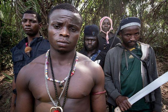 FILE: Ambazonia Military Forces pose for a photo during a patrol of the jungle in Southwest Cameroon. [thewhistler]