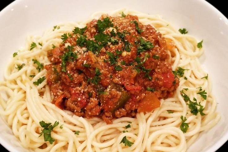 spaghetti bolognese is an italian dish [howcooking]