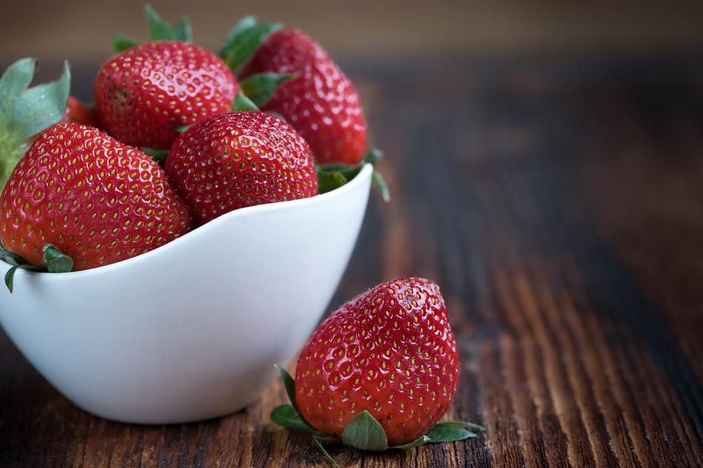 Strawberries are easy to chew [pixabay]