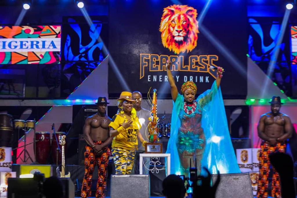 From Right: Brand Manager, Rite foods Ltd, Miss Boluwatife Adedugbe, at the presentation of Fearless posthumous Award, by Fearless Energy drink, from the stable of Rite foods to the late Afrobeat King, Fela Anikulapo-Kuti popularly called Abami Eda; wi...