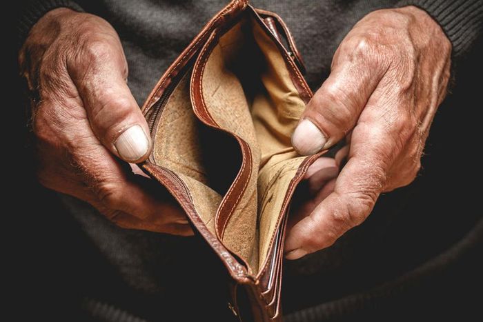 5 money mistakes that can make you go broke if you don't adjust now. [theconversation]
