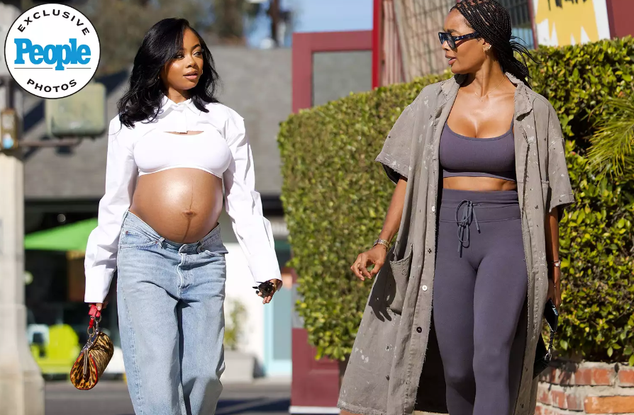 Skai Jackson and her mu  [DIGGZY / Shutterstock / SplashNews]