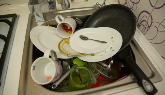 A video of dirty dishes