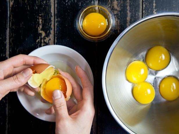 When you crack an egg open, pay attention to how it looks [FoodNetwork]