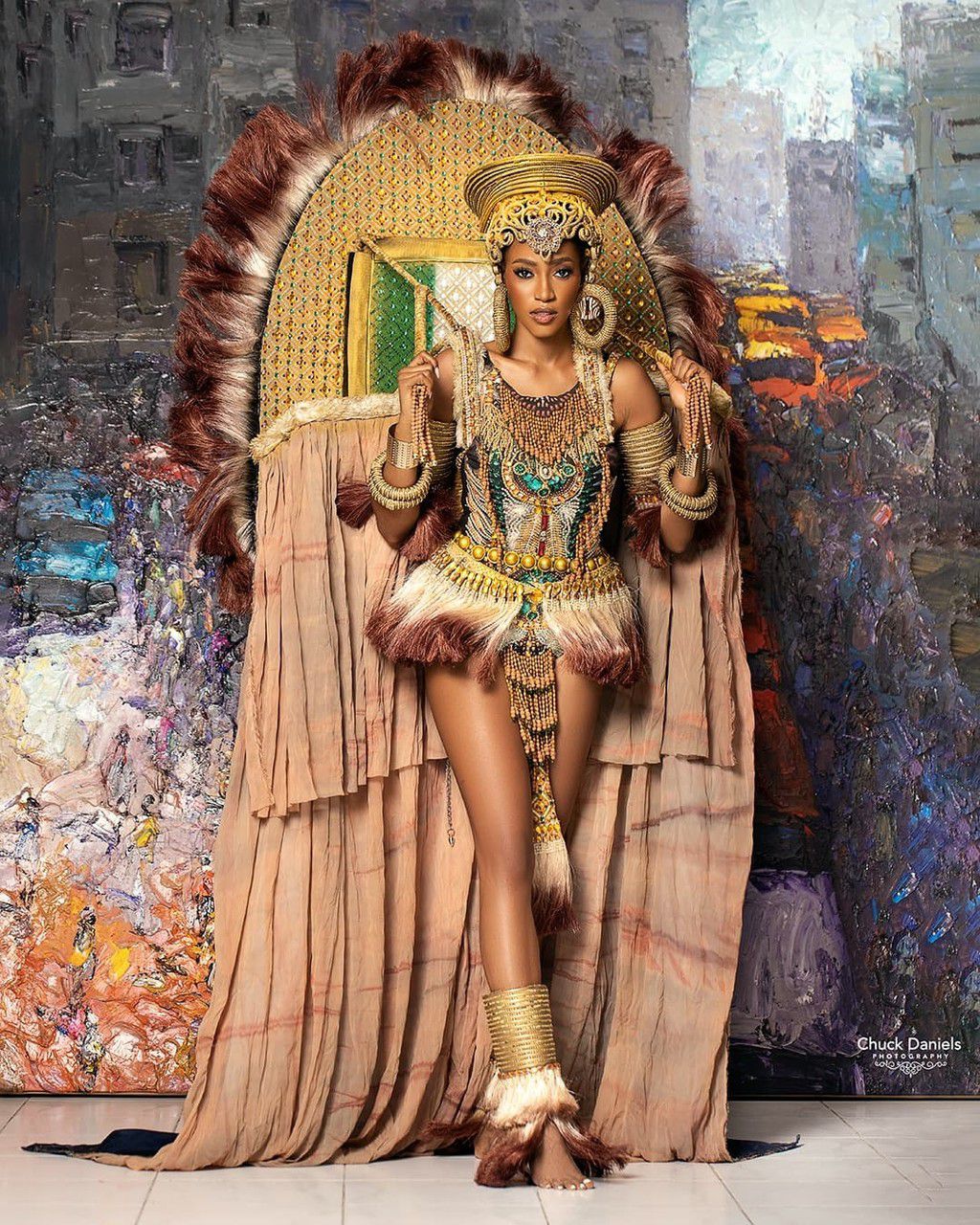 Maristella Okpala won best national costume [bellanaija]