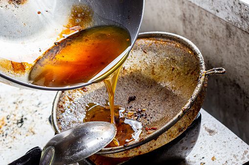Warning: Reusing cooking oil twice could cause cancer