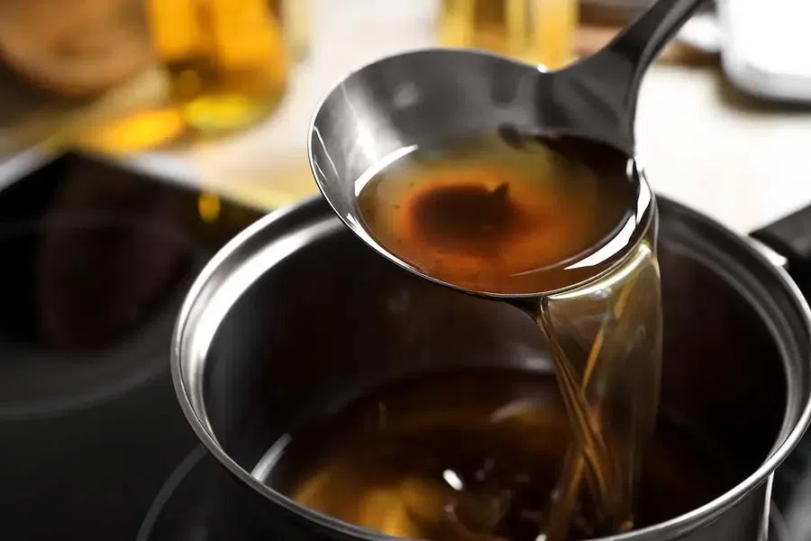 Warning: Reusing cooking oil twice could cause cancer