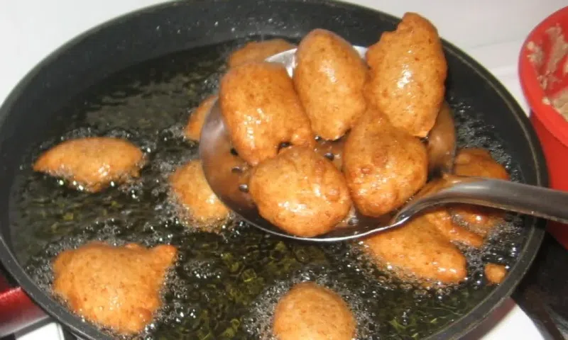 Warning: Reusing cooking oil twice could cause cancer