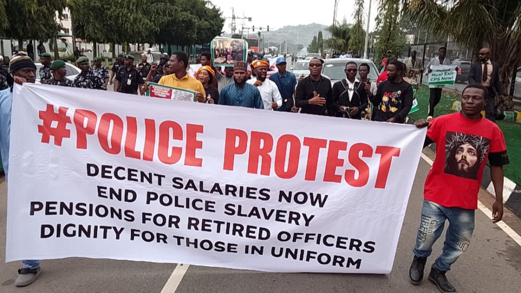 The retired policemen vowed to remain at the National Assembly gate until the leadership addressed their demands. [Sahara Reporters/X, formerly Twitter]