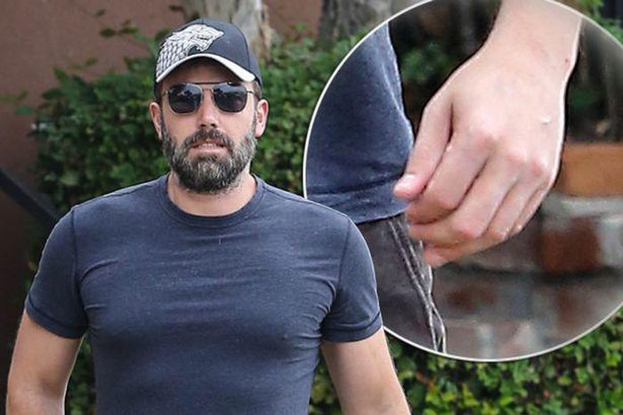 Hollywood actor, Ben Affleck, spotted without his wedding ring since split