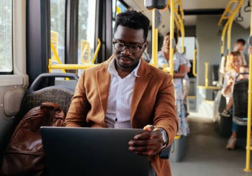 Commuting in Lagos: Productivity tips for a 3-hour bus ride