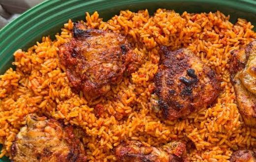 Street Eats vs. Restaurant Dining: Where to grab the best 1k jollof