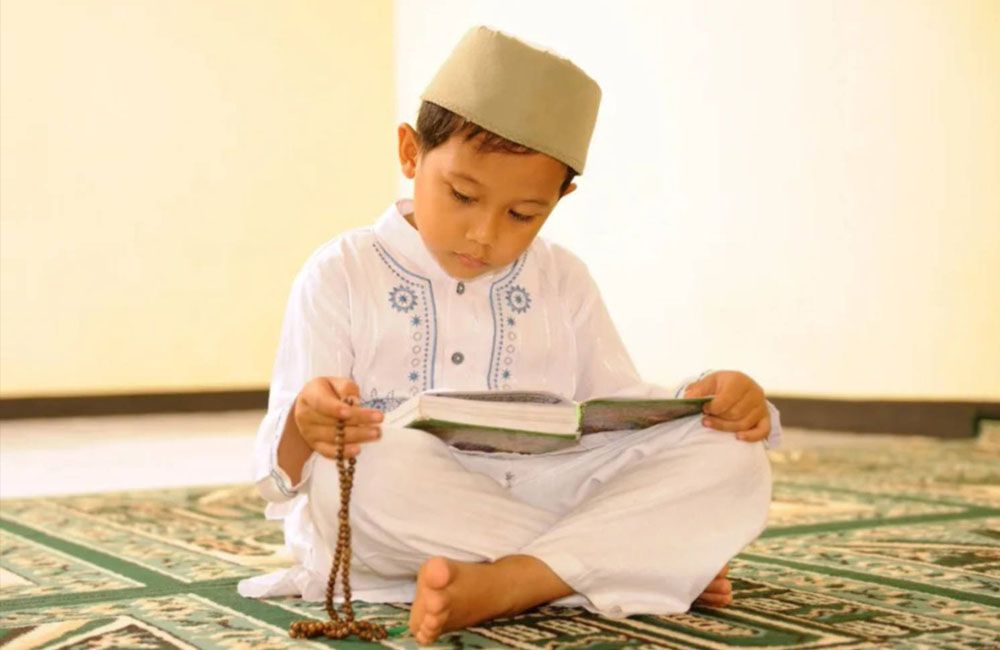 100 Muslim boy names with deep Islamic meanings