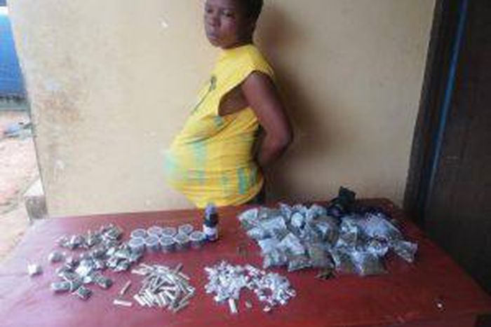 Pregnant woman arrested for drug dealing.