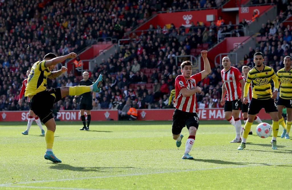 Cucho hernandez scores his second goal from a great  Juraj Kucka cross