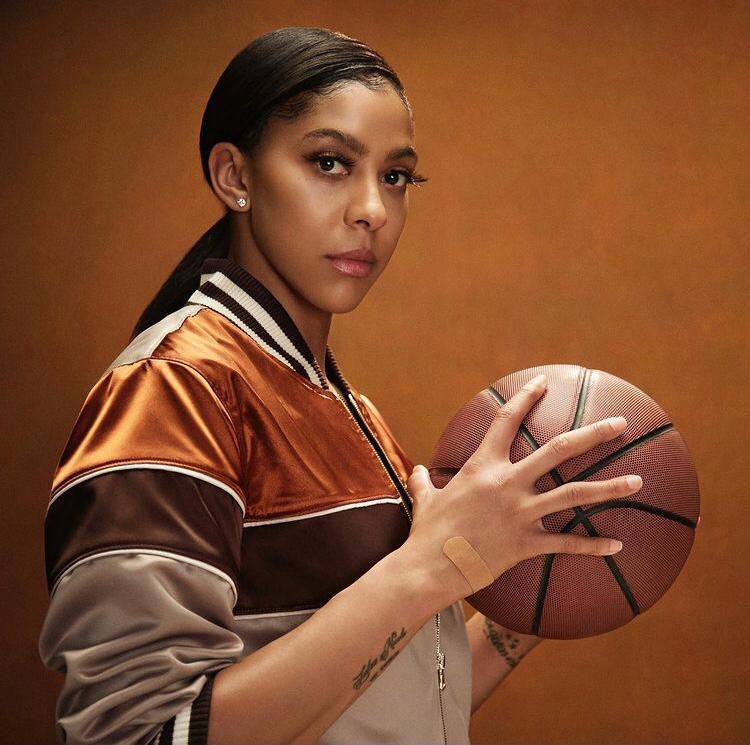 Chicago Sky's player - Candace Parker