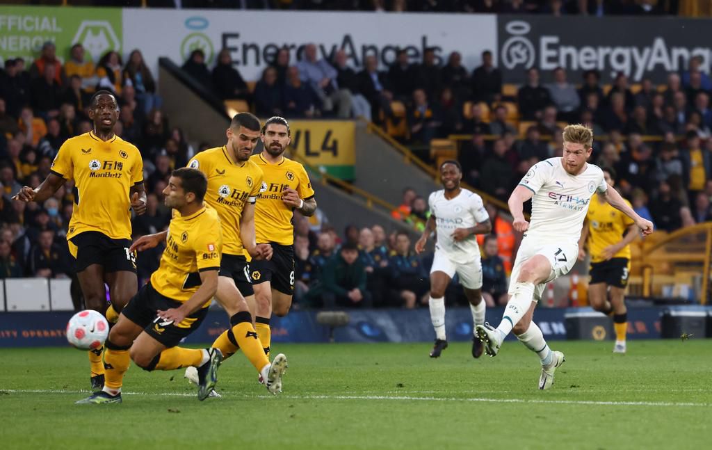 Kevin de bruyne scored 4 goals in Man City's 5-1 win against Wolves in the premier league