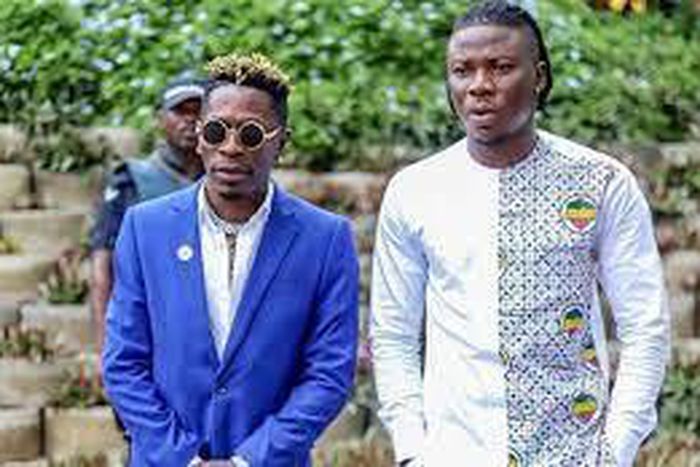 L-R: Shatta Wale and Stonebwoy. (MusicInAfrica)