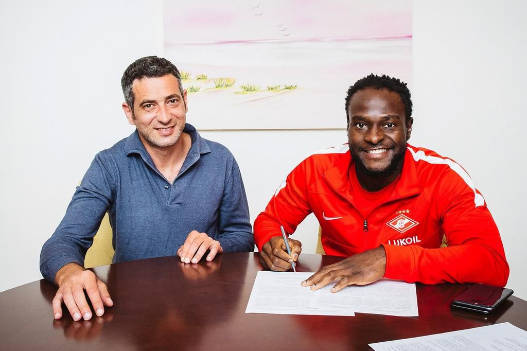 All Smiles! Victor Moses pens a new 2-year deal at Spartak Moscow.