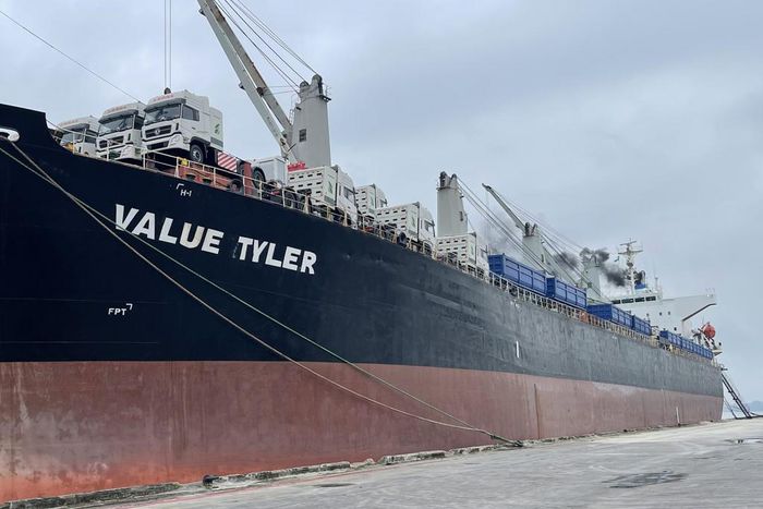 Calabar Port returns to life as vessel berths after three years of inactivity