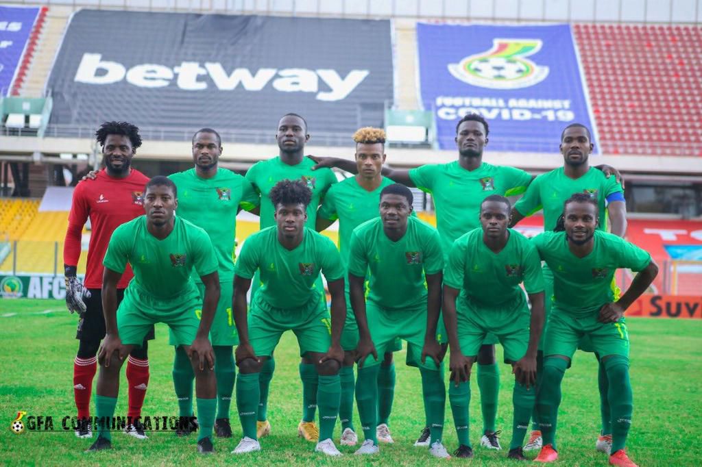 Jokceleny Fernandes 'Iniesta' Carvalho (4th from left) and the Sao Tome and Príncipe starting XI against Ghana in March 2021