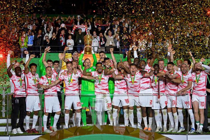 RB Leipzig lift their first-ever title.