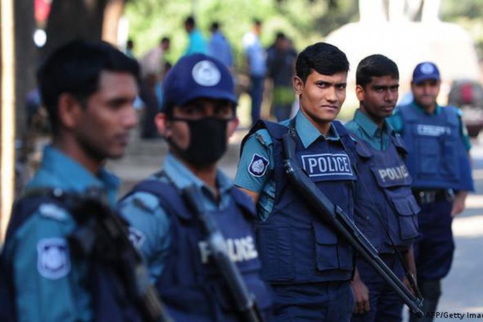 Bangladeshi police arrest 11 Nigerians for pulling Facebook scam