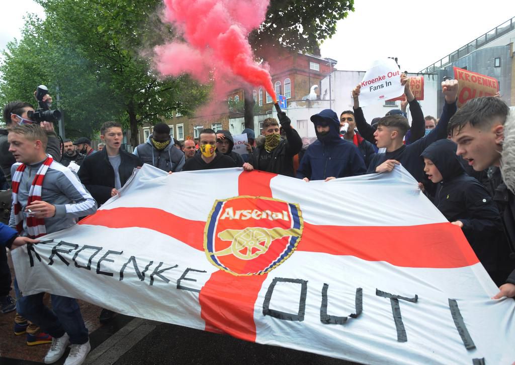 Arsenal fans protesting Stan Kroenke's ownership