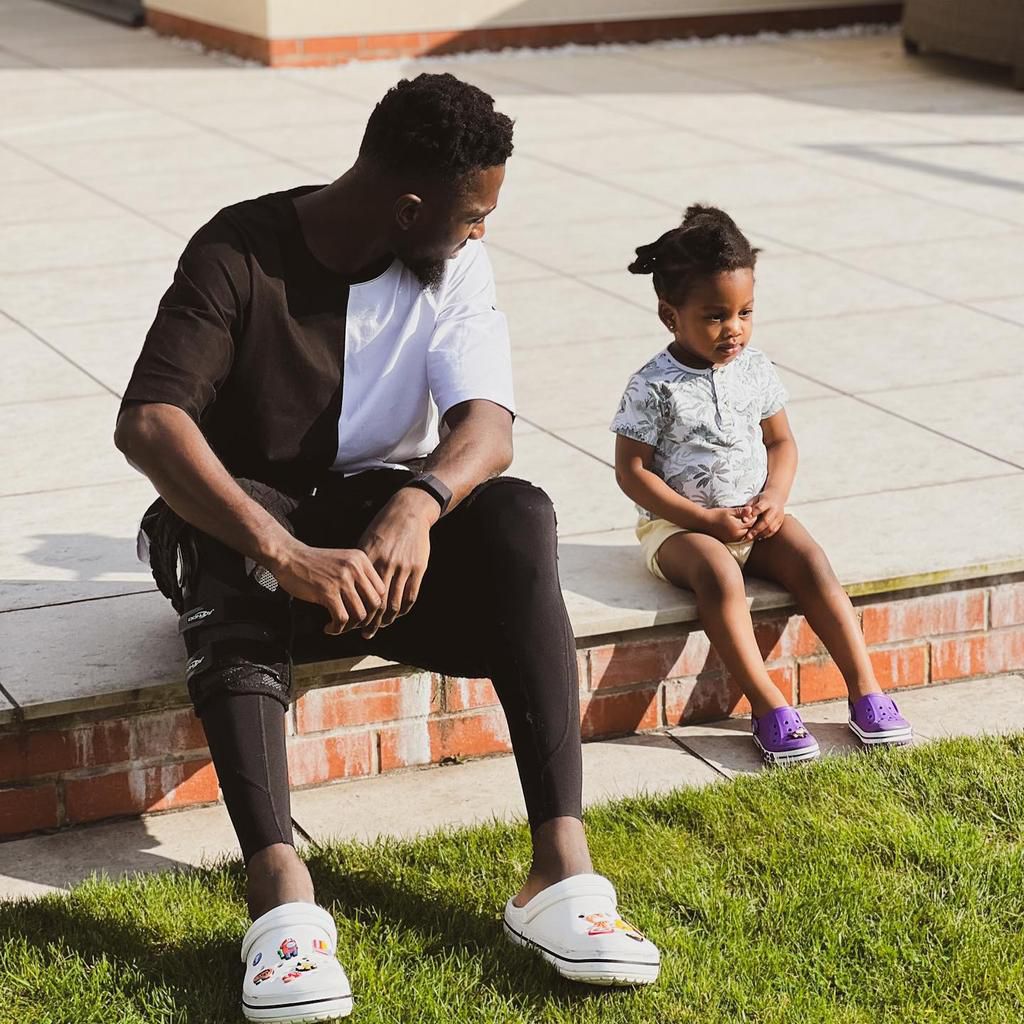 Wilfred Ndidi continues his recovery from injury