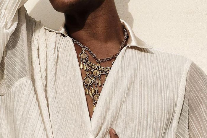 Denola Grey {instagram/denolagrey}