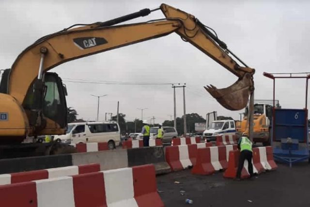 Kara Bridge section of Lagos-Ibadan expressway (Punch)