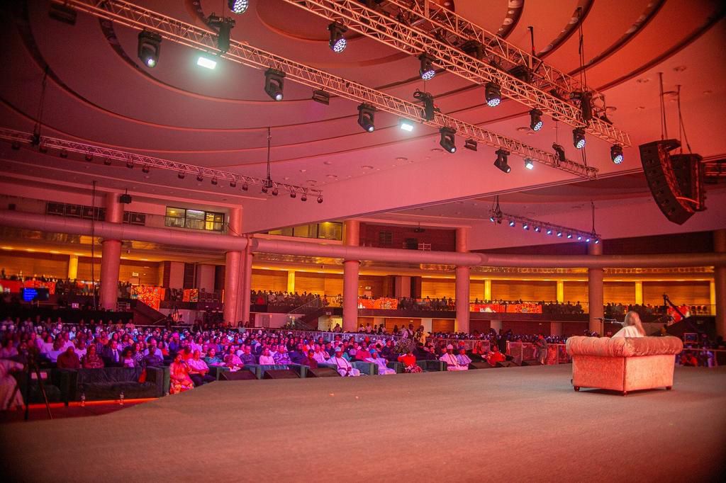 Cross section of attendees during the meditation session hosted by the Master of Meditation, Gurudev Sri Sri Ravishankar