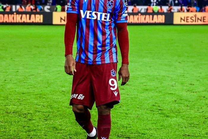 You can smile like Anthony Nwakaeme after you have scored or assisted at least a goal (2 goals, 4 assists) in each of your last five matches.