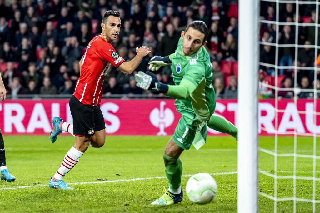 Eran Zahavi headed in the eight goal of the encounter in the 85th minute