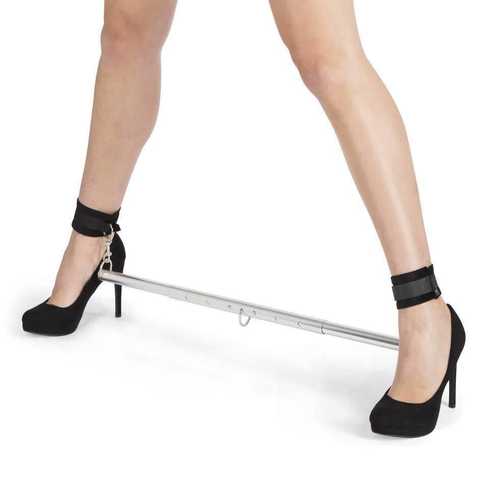 A good spreader will keep a woman's leg apart [Groove]