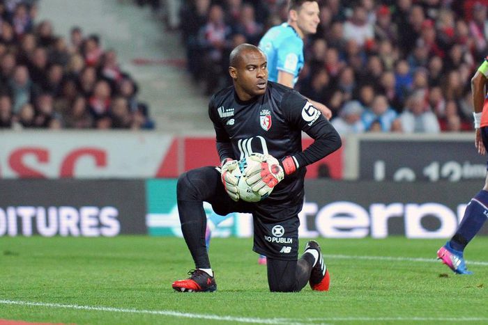 Former Super Eagles goalkeeper Vincent Enyeama