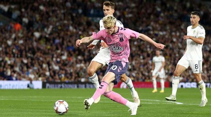 Anthony Gordon opens scoring for the Toffees