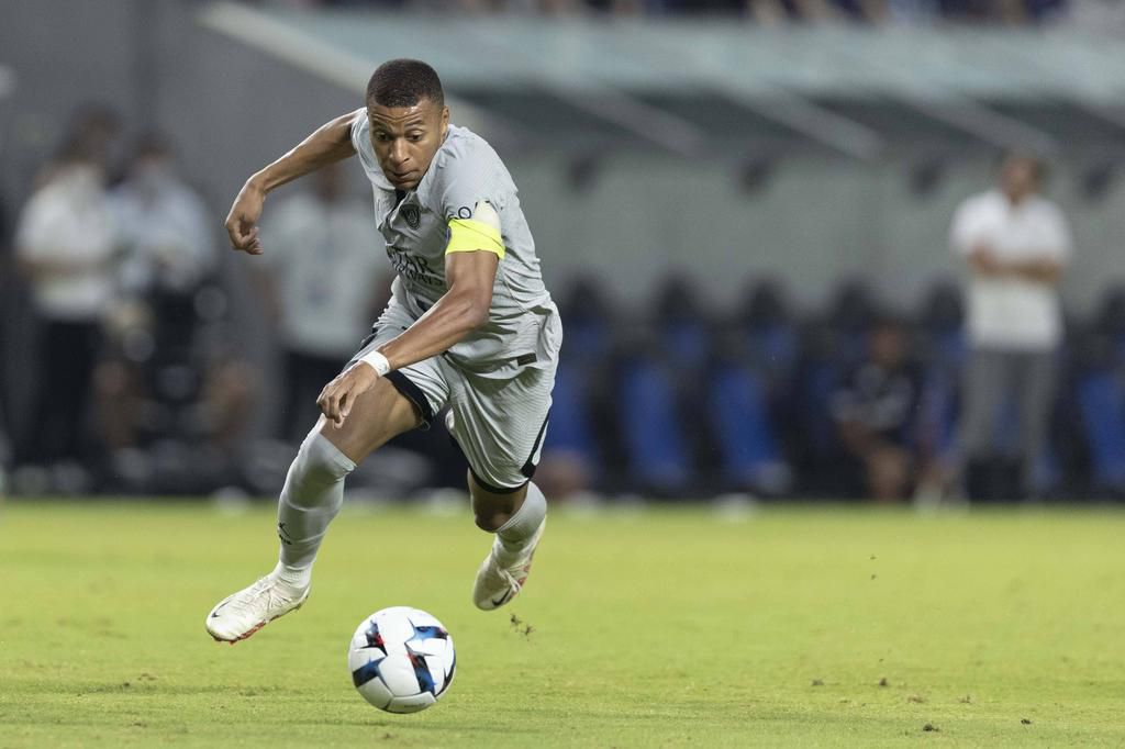 Despite speculation throughout last season, Paris Saint-Germain were able to keep hold of star forward Kylian Mbappe