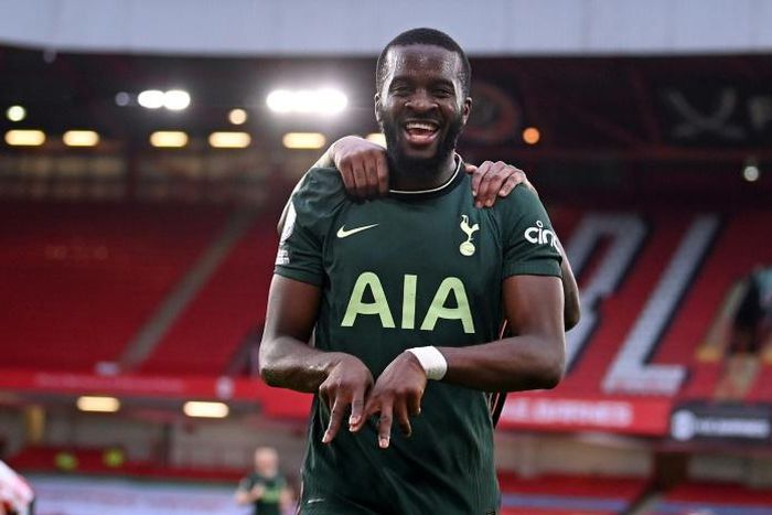 Tottenham midfielder Tanguy Ndombele celebrates scoring against Sheffield United