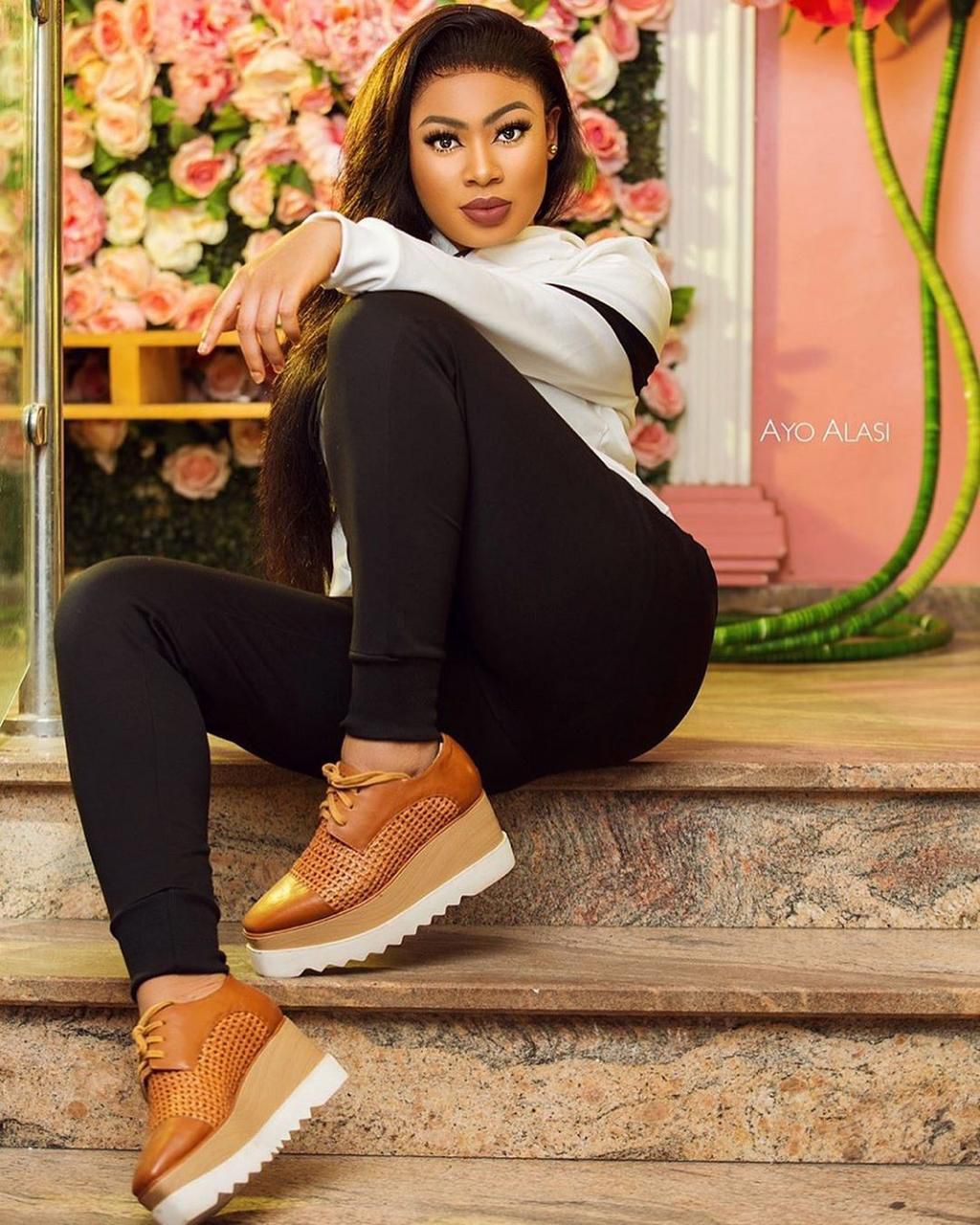 Nina gave everyone a hint about finding love and a possible marriage when she tweeted about it a few months ago. According to her one of her best highlights from 2019 was finding love. [Instagram/NinaIvy]