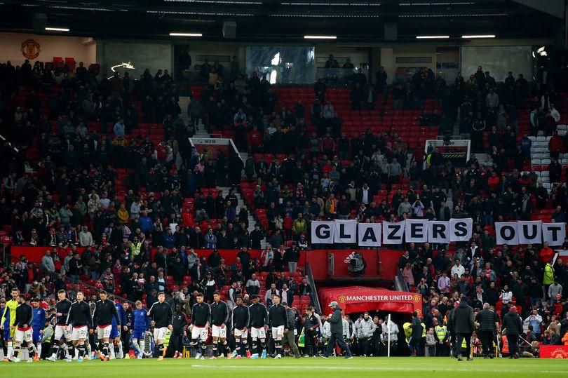 Manchester United fans staging a protest ahead of kickoff