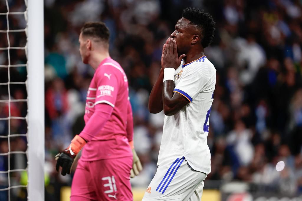 Vinicius narrowly missed a good cross from Dani Carvajal