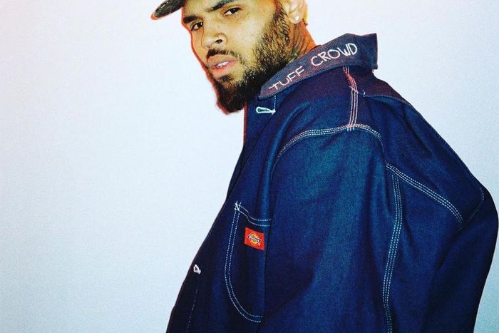 Chris Brown has shared an interesting photo of his baby mama Ammika Harris and their adorable son, Aeko. [Instagram/ChrisBrownOfficial]