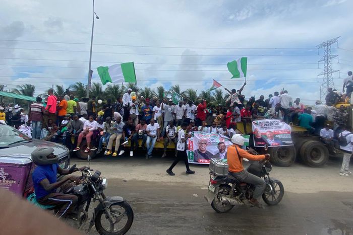 Charly Boy, others lead LP 4m persons’ march for Obi in Lagos. [Pulse]
