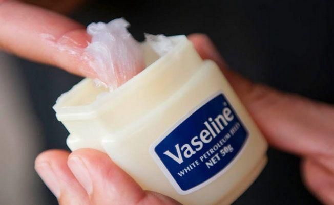 ___7499184___2017___10___23___17___vaseline