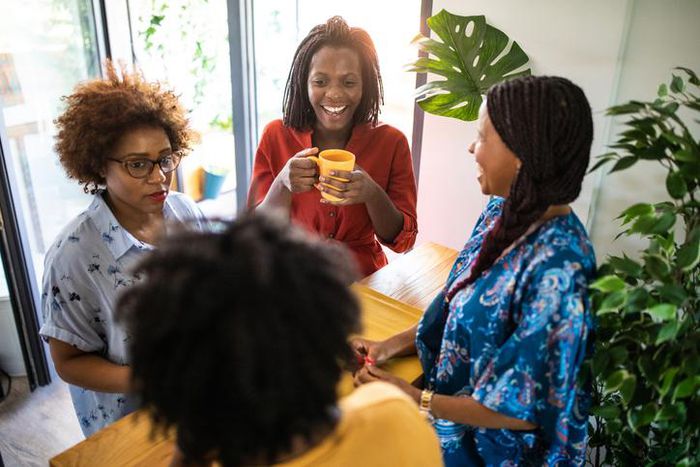 Some relationship advice makes no sense [Madamenoir]