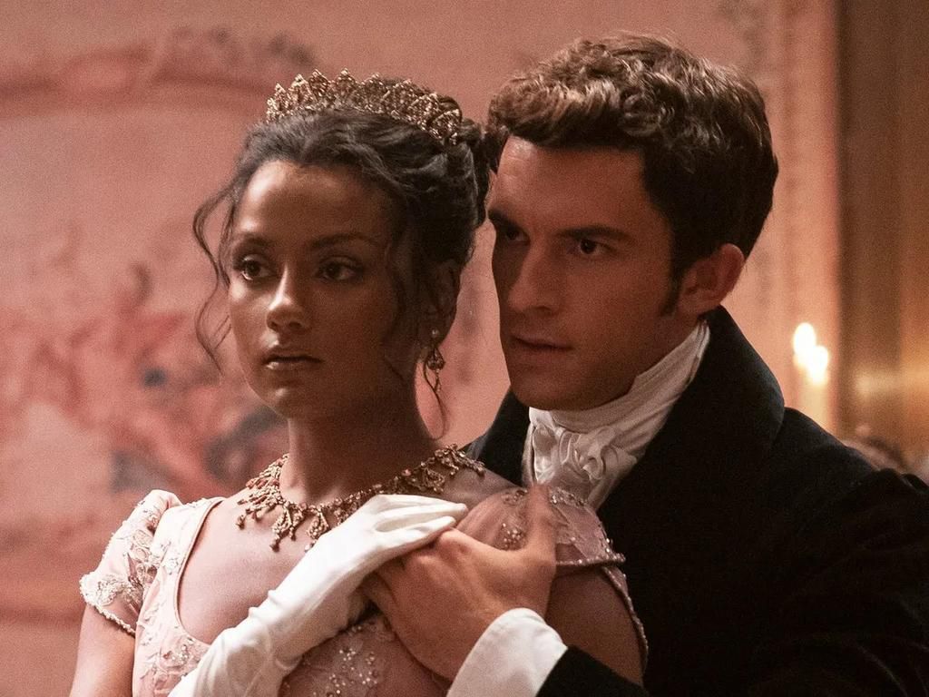 The characters of the second season [Elle]