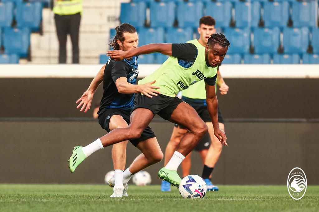 Ademola Lookman in his first training session with Atalanta.